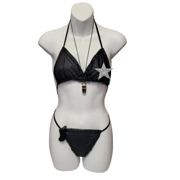 Dare to Wear-Policewoman - Picture 5 of 5